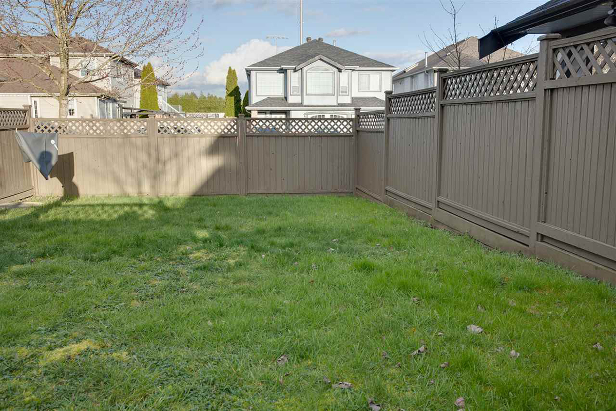 23078 117 Avenue, Maple Ridge 3