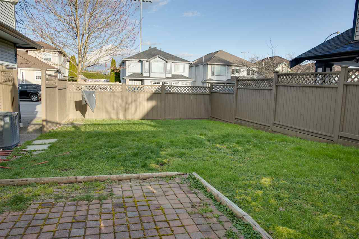 23078 117 Avenue, Maple Ridge 4