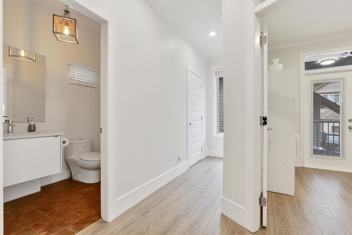 9175 216A Street, Langley 16