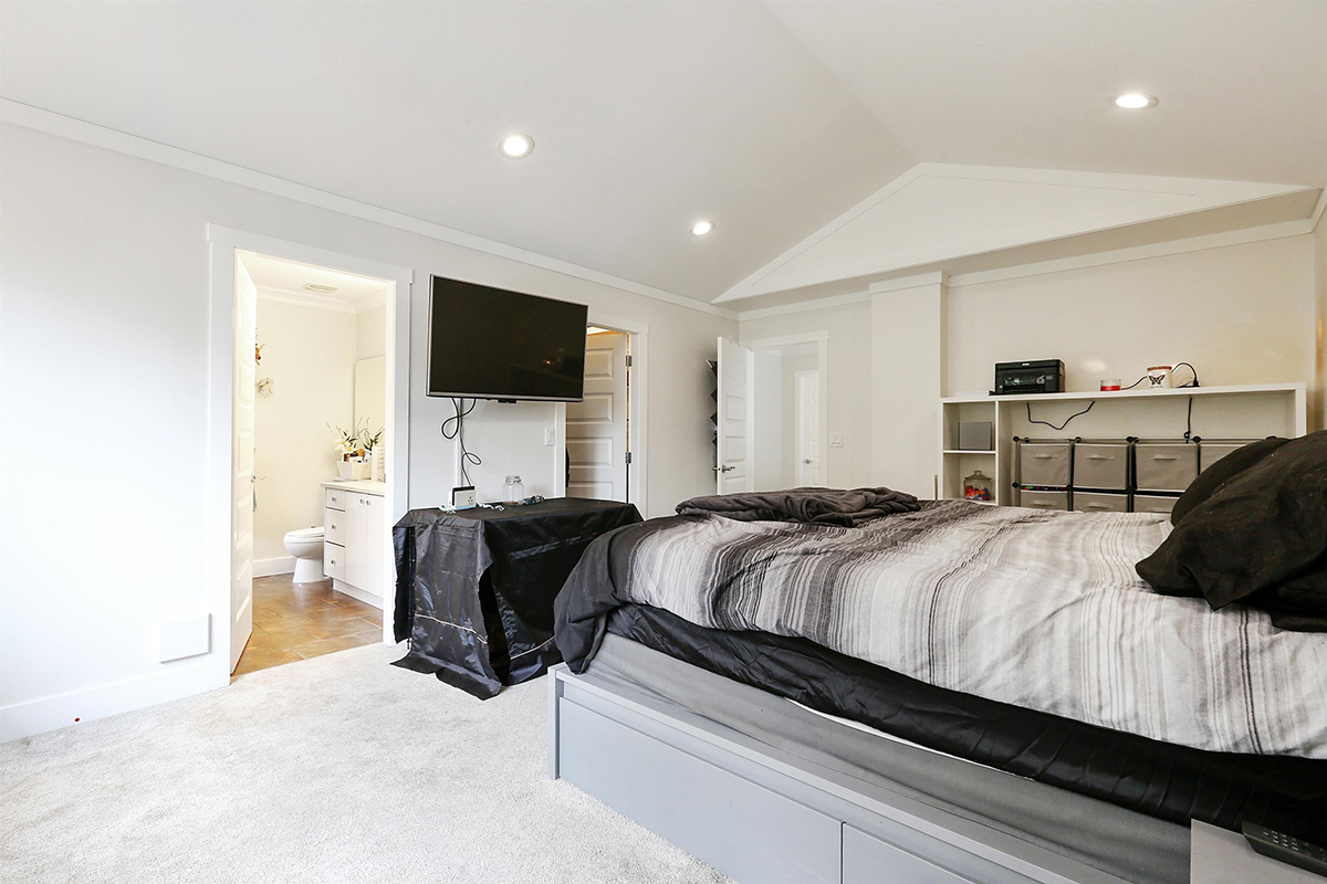 9175 216A Street, Langley 23