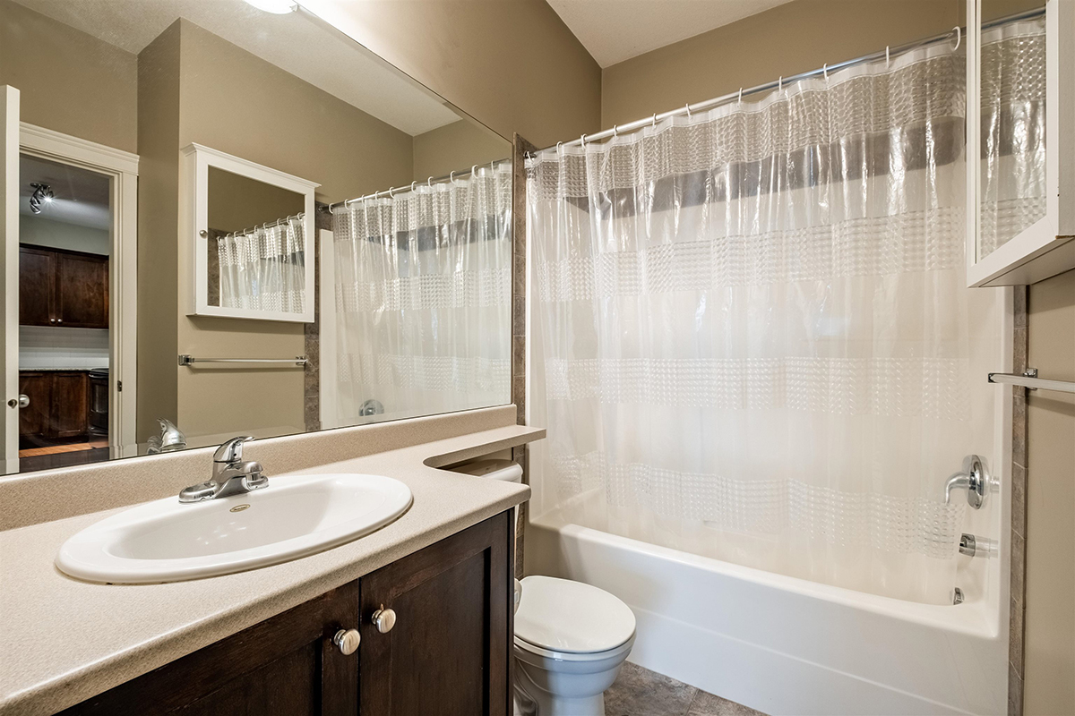 405 17712 57A Avenue, Cloverdale 14