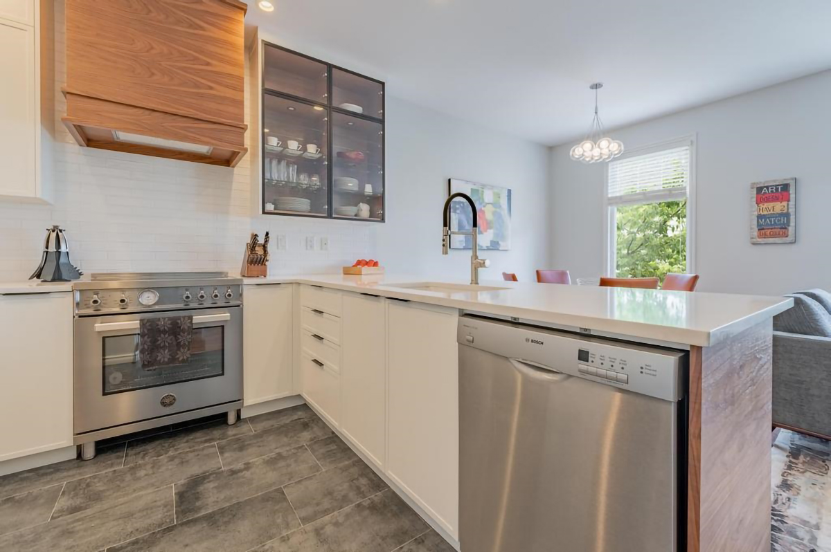27 6588 188 Street, Surrey 11