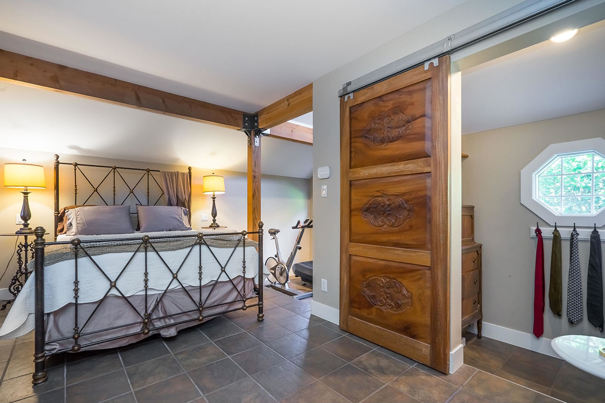 9147 Queen Street, Langley 15