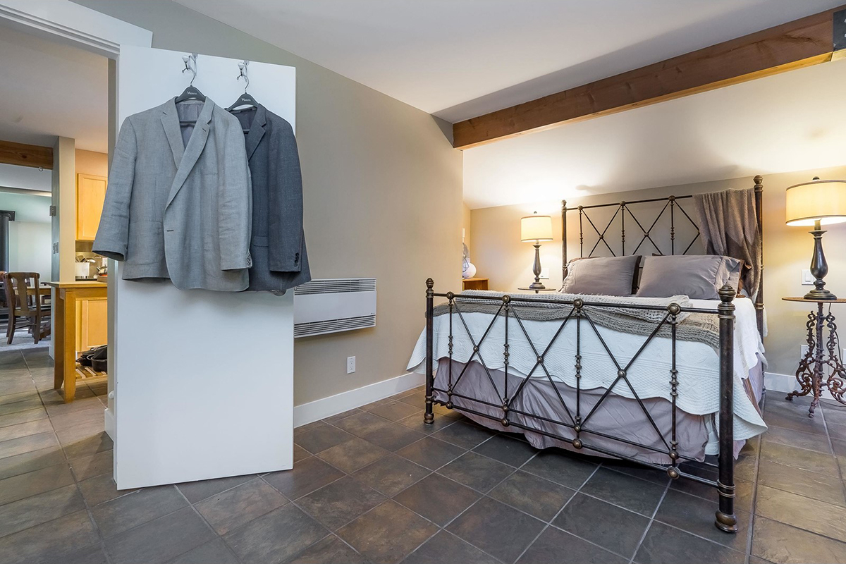 9147 Queen Street, Langley 16