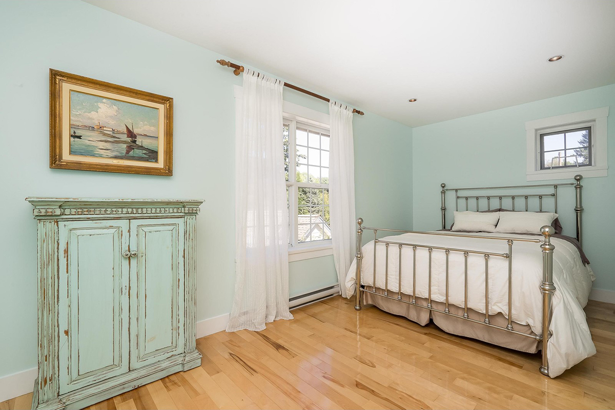 9147 Queen Street, Langley 21