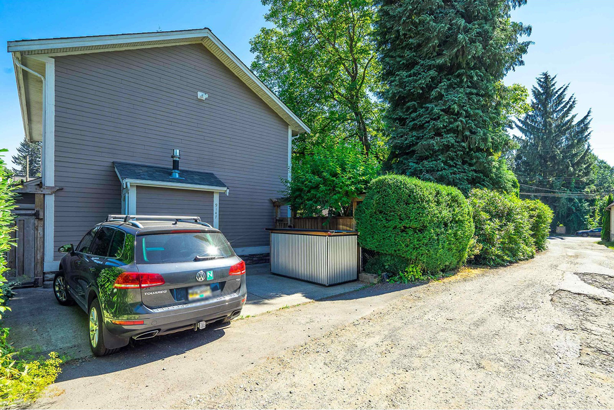 9147 Queen Street, Langley 29