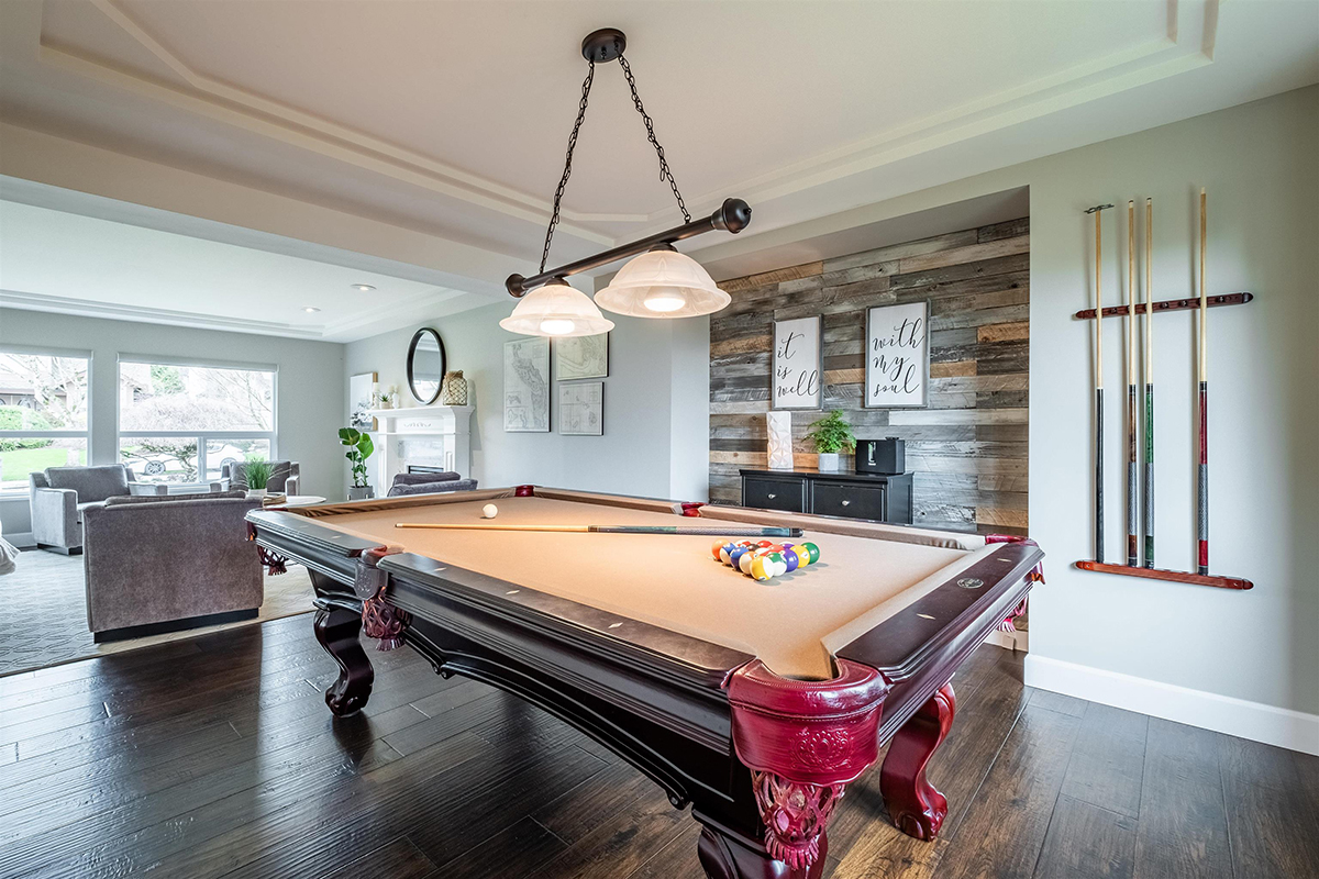 5846 189 Street, Surrey 10