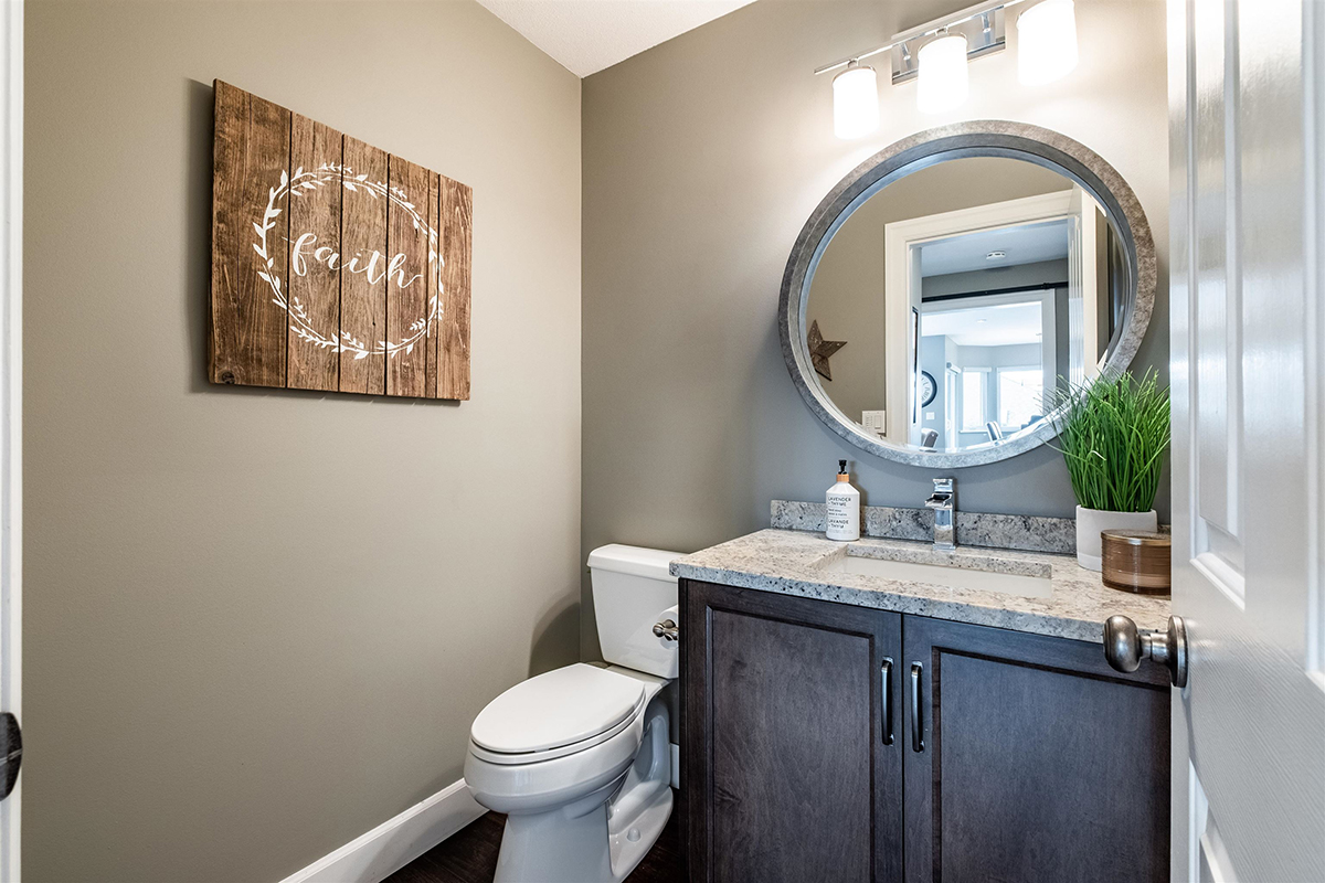 5846 189 Street, Surrey 21
