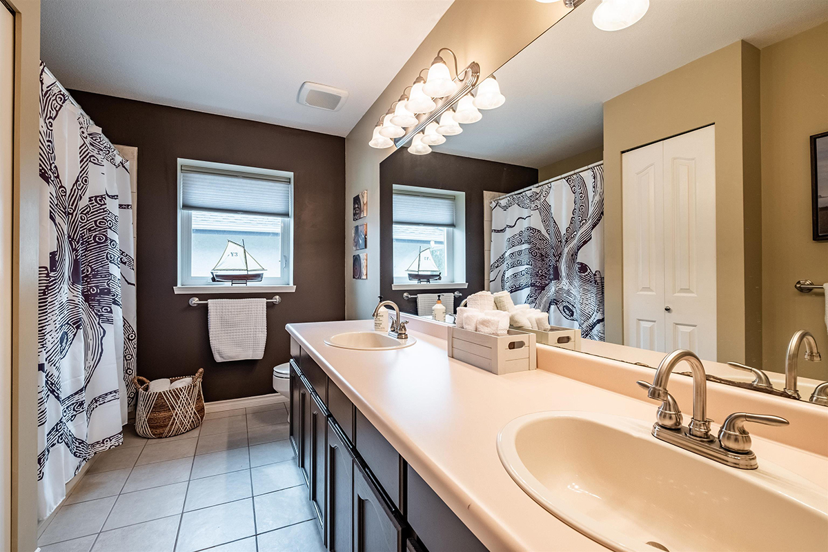 5846 189 Street, Surrey 31