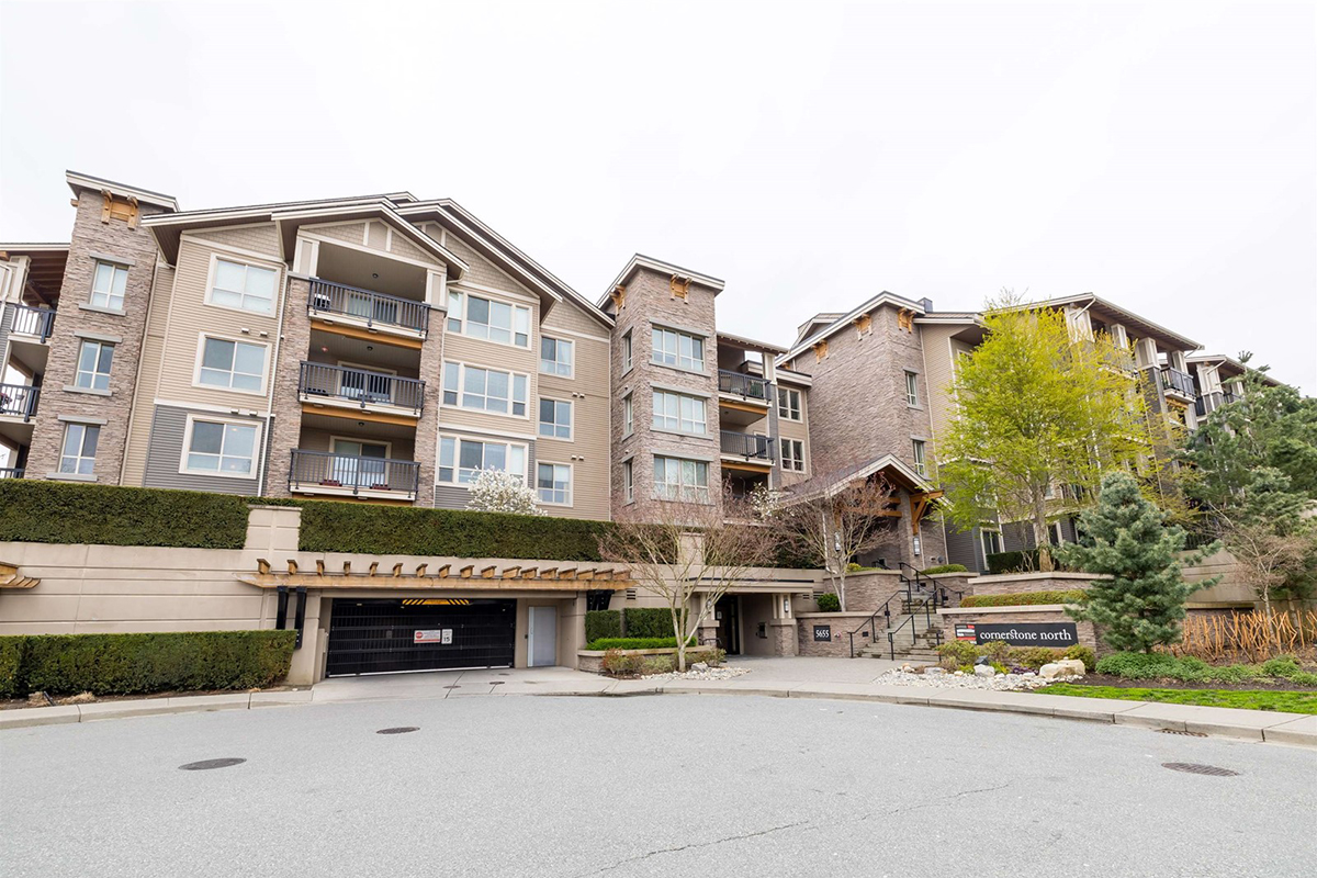 203 5655 210A Street, Langley 27