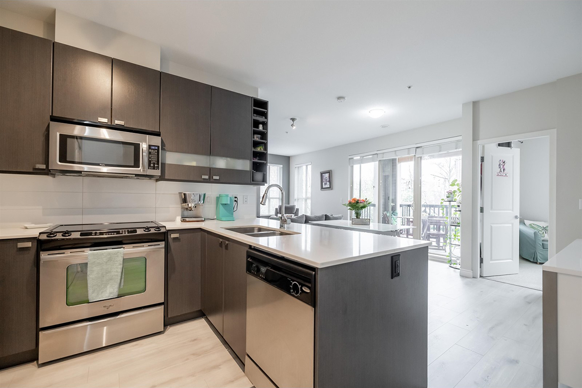 203 5655 210A Street, Langley 3