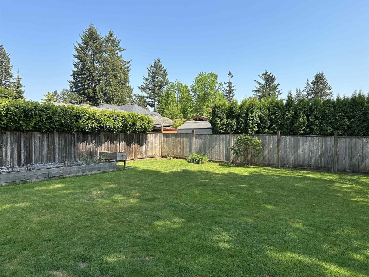 8920 Bartlett Street, Langley 28