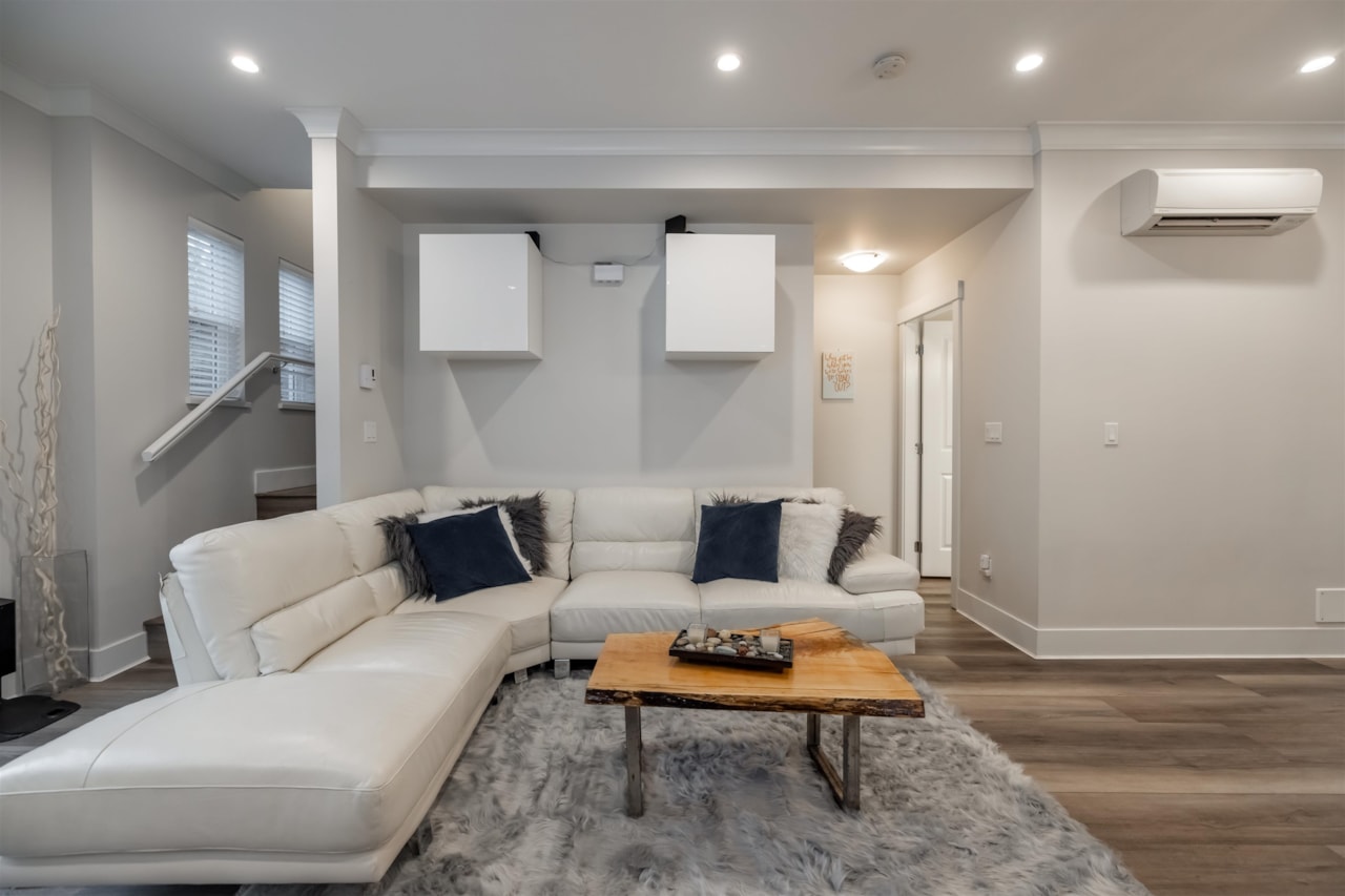 5 6479 192 STREET, SURREY 10