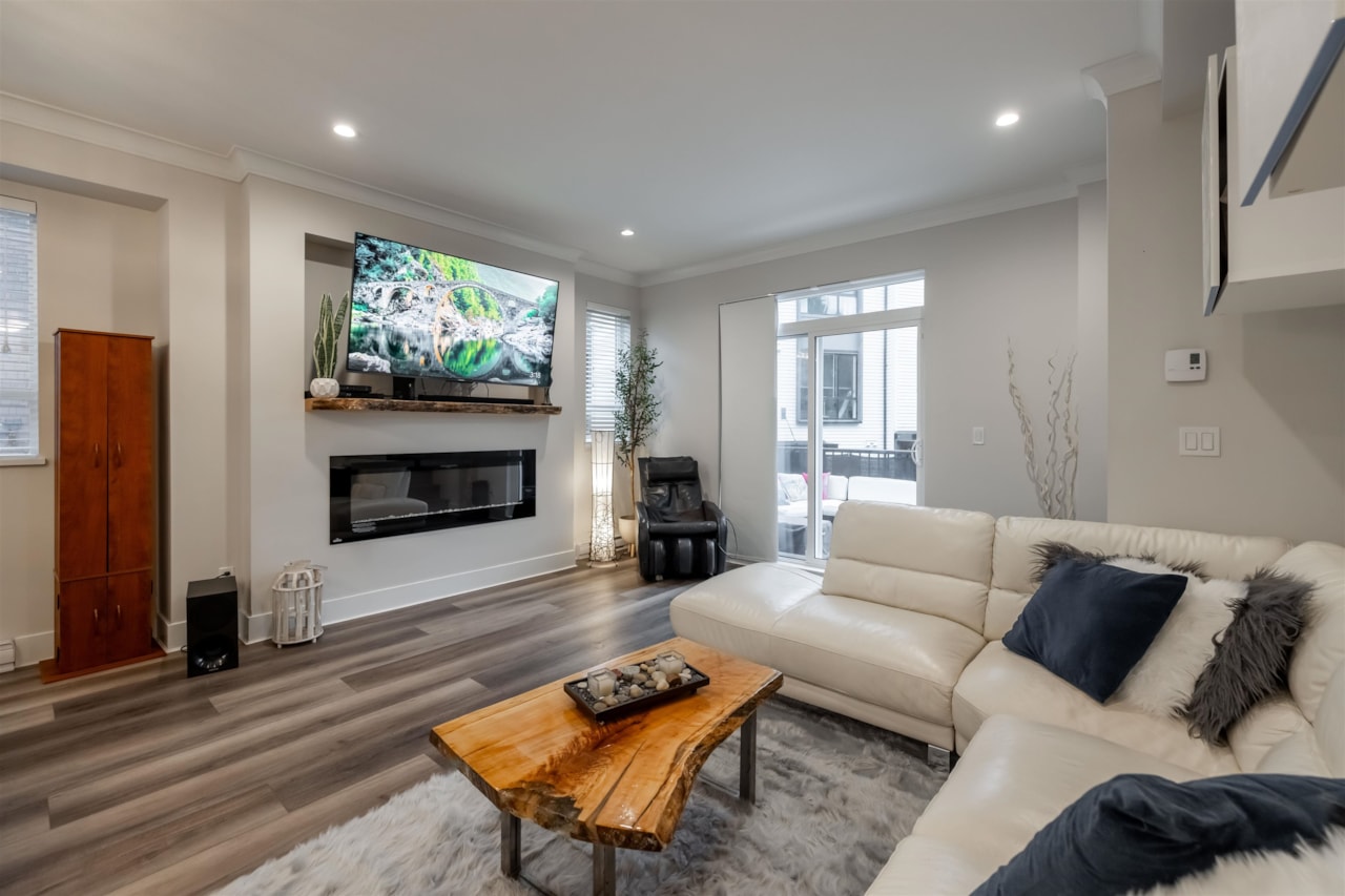 5 6479 192 STREET, SURREY 12