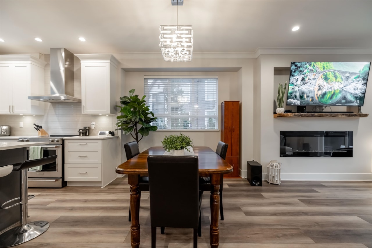 5 6479 192 STREET, SURREY 14