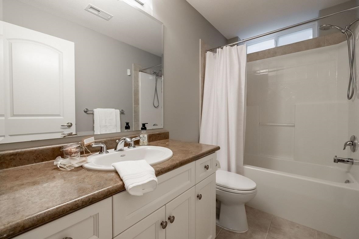 23339 Francis Avenue, Langley 33
