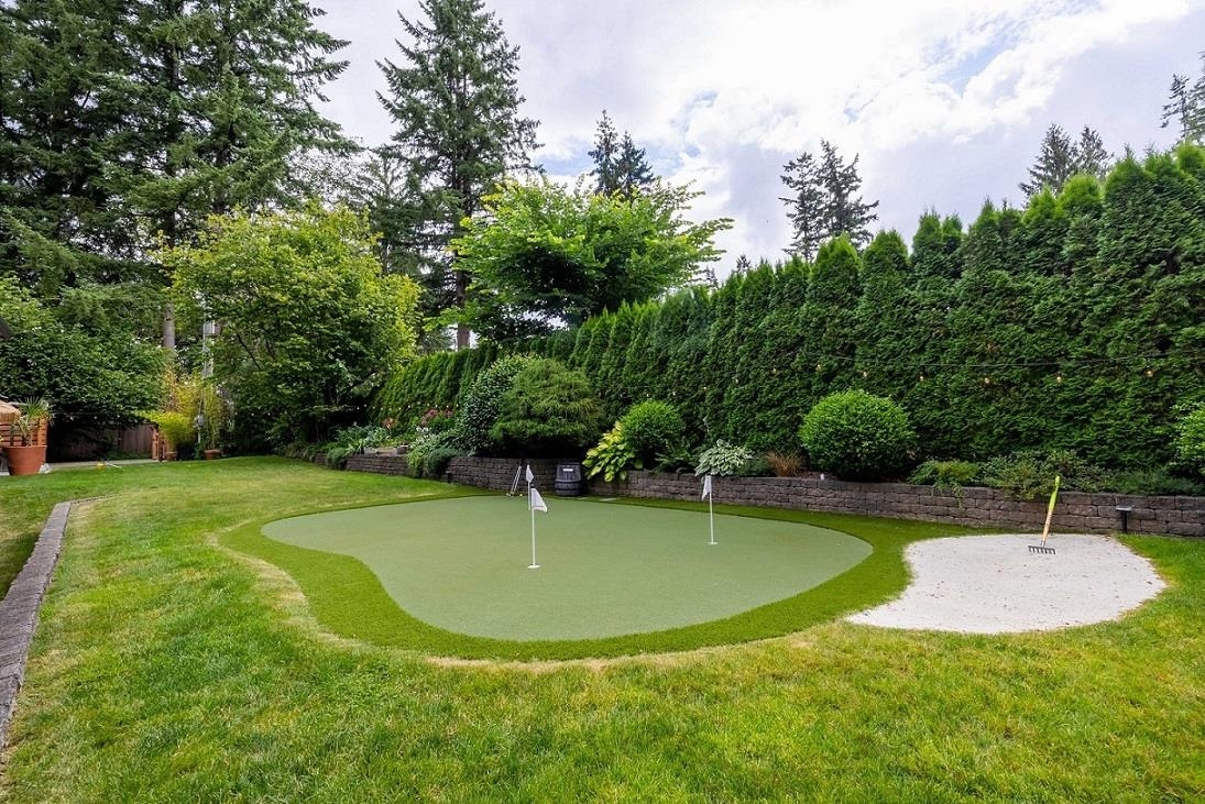 23339 Francis Avenue, Langley 5
