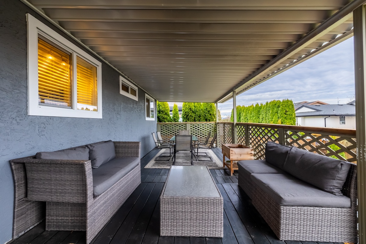 2718 WARREN PLACE 5