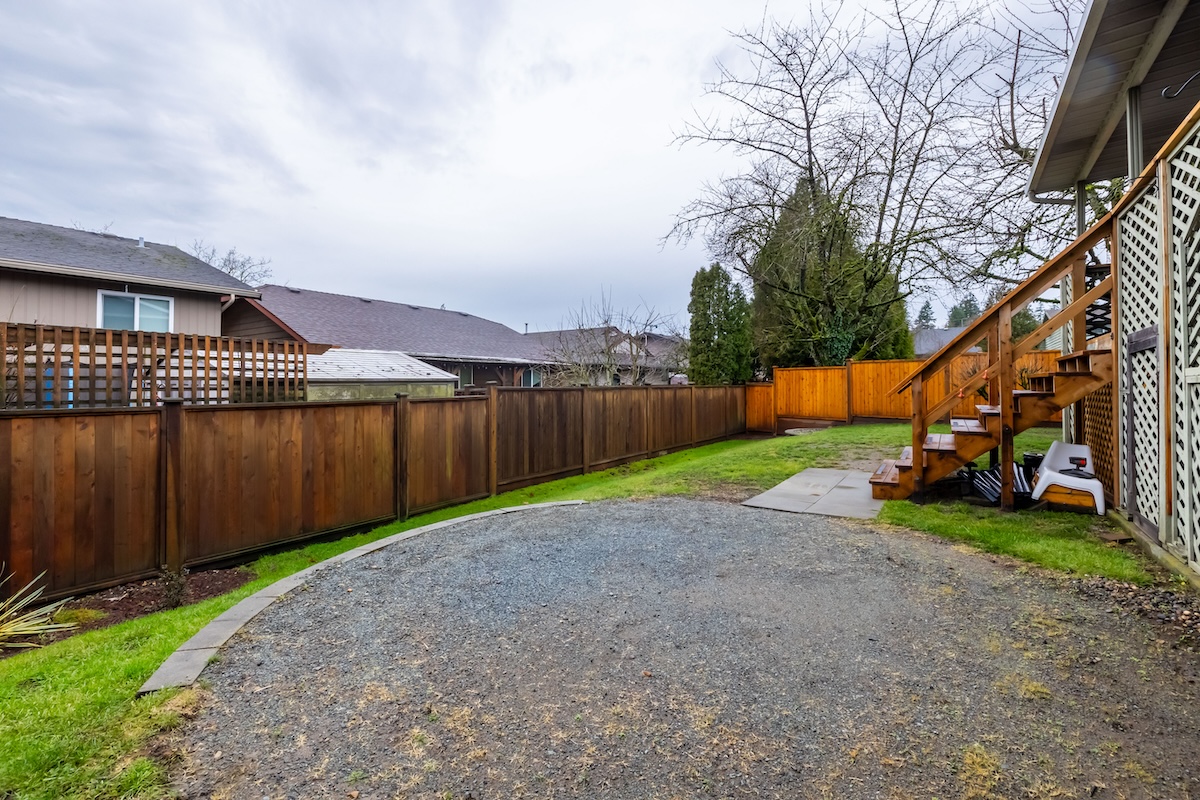 2718 WARREN PLACE 6