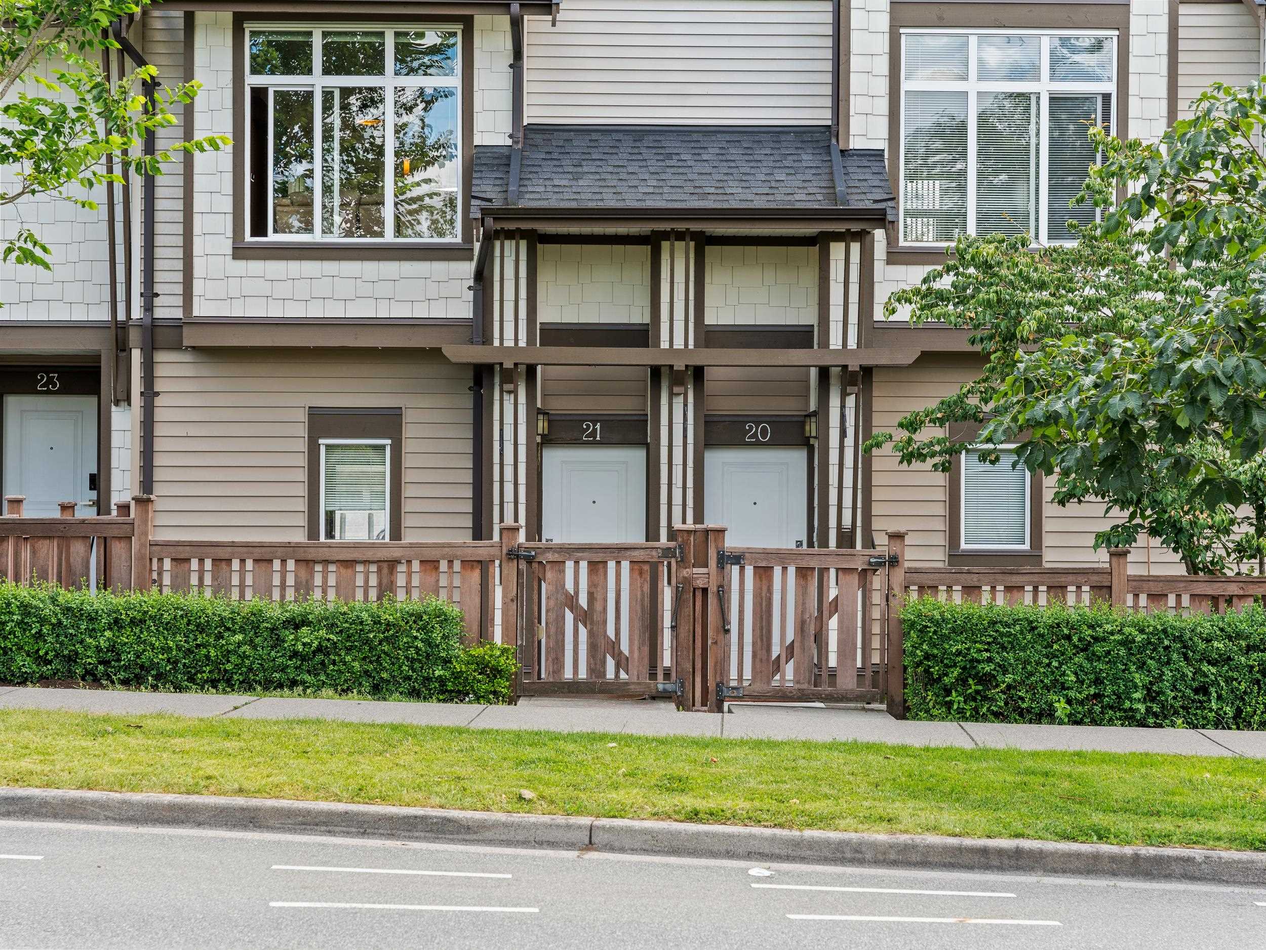 21 19433 68 AVENUE 2
