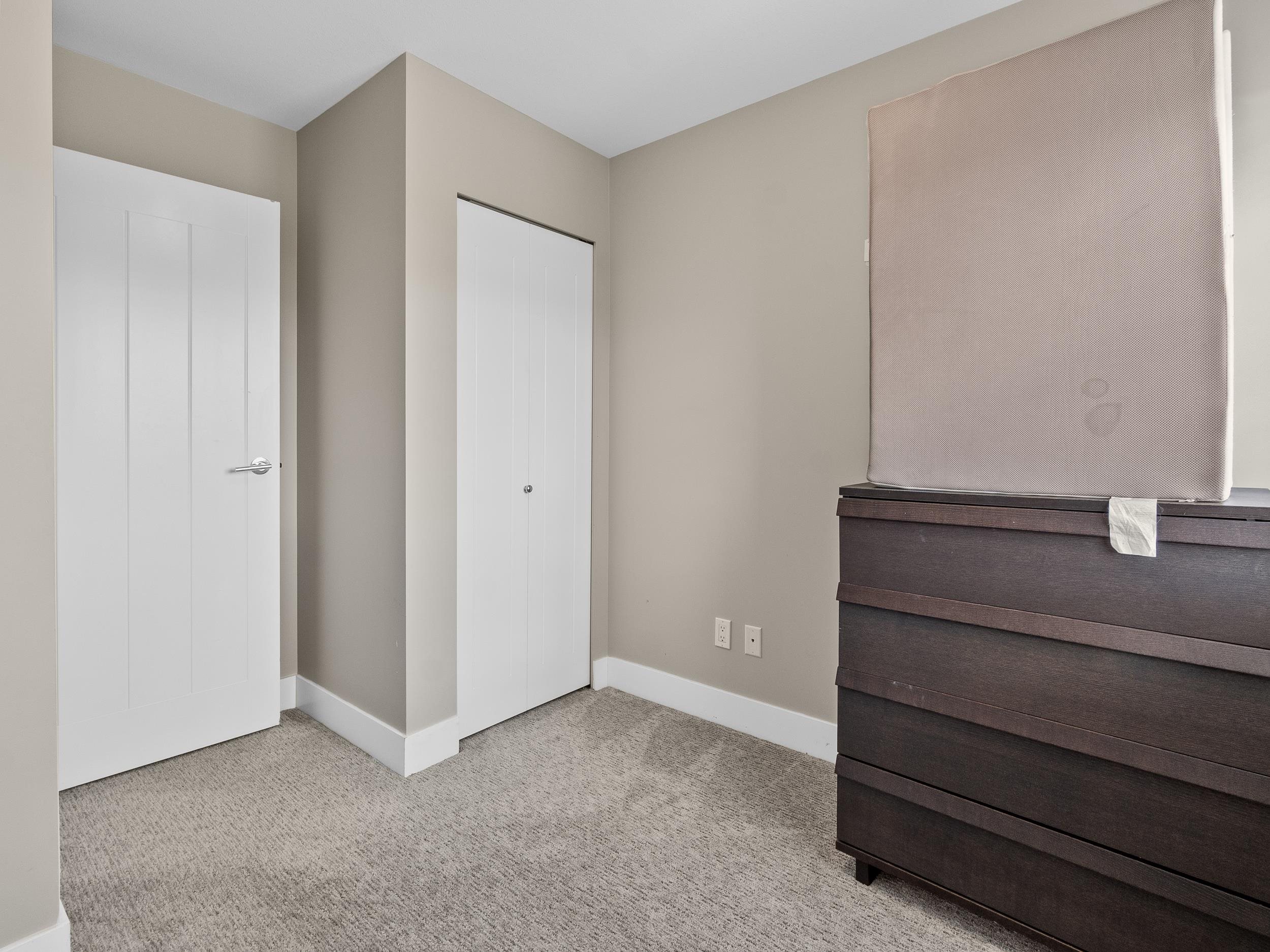 21 19433 68 AVENUE 31